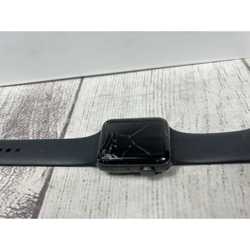 PARTS Apple Watch Series 3 - Composite Black 42mm AS IS - Broken Screen with Box